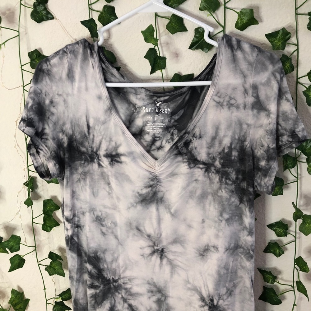 clothes - Picture 12 of 16